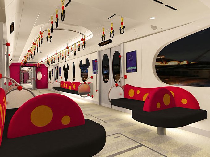 年春 ディズニーリゾートラインに初めて新型車両が登場 ロングシート採用で車内空間が広い Disney Colors Blog
