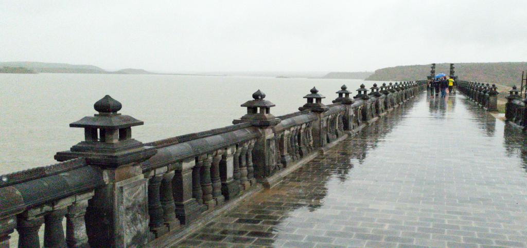 AbrahamNCEW's tweet photo. #Mslam Dam. https://t.co/VXs3JYZJuS