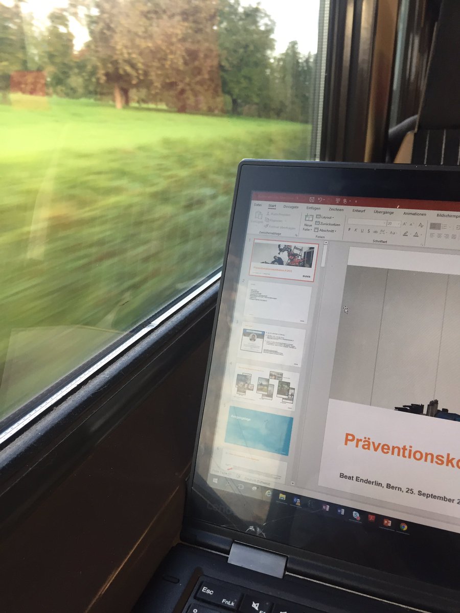 Auf dem Weg zu @ChristinaBrae und Crew von <a href="/RailService/">RailService SBB CFF FFS</a> - natürlich mit der SBB. Let‘s talk about #prevention!