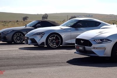MIKA_Auto's tweet image. Ford Mustang GT против Toyota Supra против BMW Z4-кто победит?

Автопроизводители любят бить себя в грудь, когда речь заходит о том, насколько быстры их автомобили, в то время как автомобильные журналы, берут эти автомобили и ставят их друг против друга.