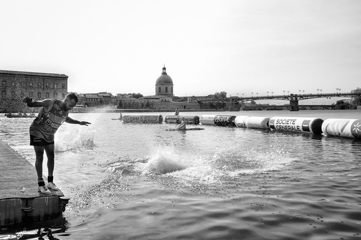 Andeol_Photo's tweet photo. Tombera, tombera pas?
Premier #WaterRugby organisé sur la Garonne! Pour marquer un essai, il faut sauter dans la Garonne ! #rugby #RugbyWorldCup19 #toulouse #andeol #andeolphoto @acturugbyfrance @actutoulouse @VisitezToulouse @Toulouse https://t.co/k9HoyIQC5q