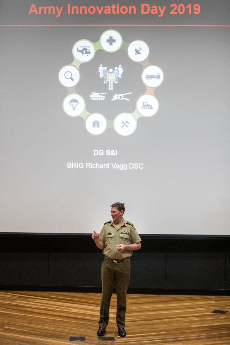 Great to have our industry partners here at the @AustralianArmy Innovation Day (AID). This joint venture between #AusArmy and the Defence Innovation Hub continues to be agile in introducing concepts and capabilities. #ArmyInMotion - bit.ly/2mC5eXy