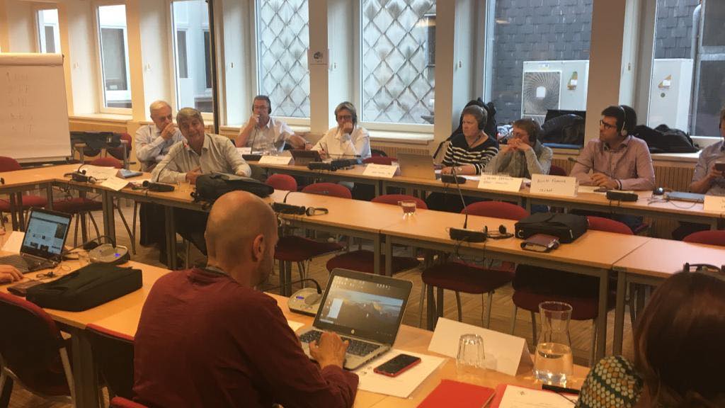 UilaNazionale's tweet photo. 🐟I sindacati europei ETF e @EFFAT_org presentano i risultati di uno studio sul futuro della politica comune della #pesca (PCP)
🐠L'biettivo è definire delle proposte per rendere la PCP post 2020 socialmente sostenibile e più rispondente alle esigenze dei lavoratori del settore https://t.co/uIhIo3Sgs5