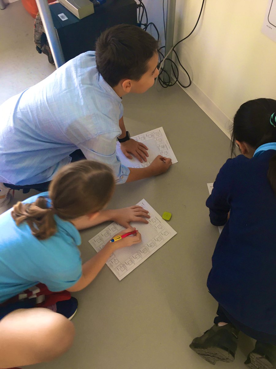 BISTYear56's tweet image. Year 6J enjoyed doing a maths treasure hunt. They had to know how to convert between kilometres, metres and centimetres! #measures #mathematics #mathsbox