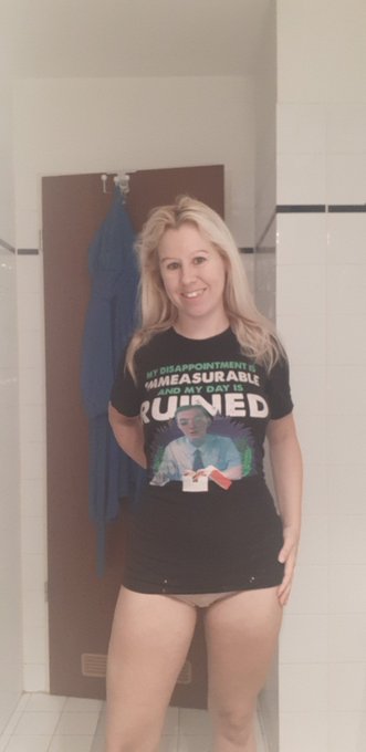 Wish me luck, about to try and get home. So far I have proven pants at working out the Berlin bus system<a href="/tag/toiletselfie"class="tags"><span>#toiletselfie</span></a>