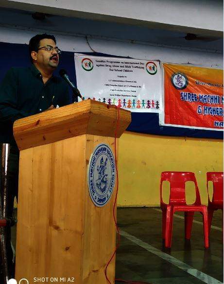 ChildScheme's tweet photo. Awareness Programme on 'International day against drug abuse  &amp; Illicit Trafficking' where approximately 900 students from different schools have been sensitized on 26/06/2019. https://t.co/8dXZN5IrVr
