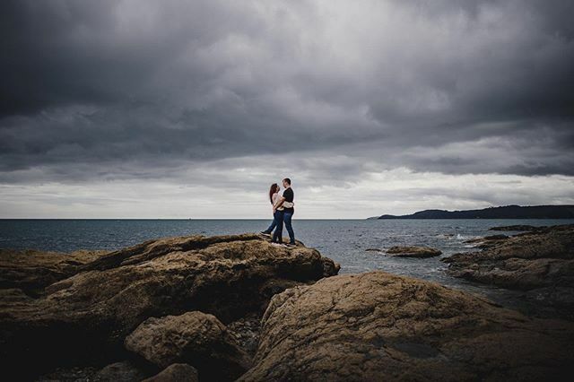 LouiseMayPHOTO's tweet photo. I would love to say
that you
make me
weak in the knees
but
to be quite upfront
and completely
truthful
you
make my body
forget
it has knees
at all.
- Tyler Knott Gregson -

#soulmates #wildhearts #connection https://t.co/CSxYb5AYEc https://t.co/sHeXLeMazZ