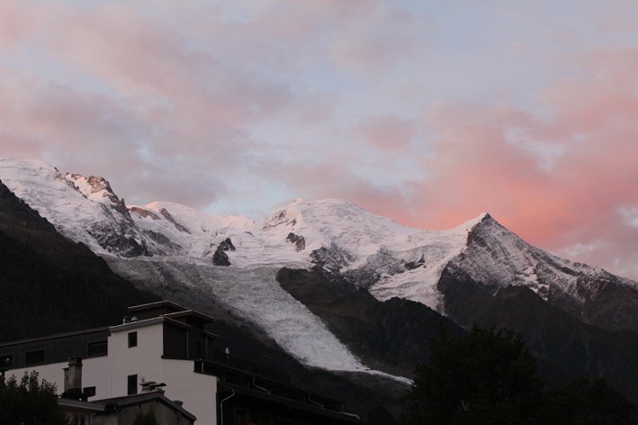 Chroniques d'en Haut (@chroniquesdh) on Twitter photo 🎥 C'est parti pour un nouveau tournage pour Laurent guillaume et Emo 🐶 pour une émission consacrée aux lieux perdus de la région <a href="/auvergnerhalpes/">Auvergne-Rhône-Alpes</a> ! Aujourd'hui, on était au téléphérique fantôme de @Chamonix_France 👻 #Chroniquesdenhaut
Bientôt sur <a href="/F3Aura/">France 3 Auvergne-Rhône-Alpes</a> <a href="/F3Rhone_Alpes/">France 3 Rhône-Alpes</a> 📺😉 🎥 C'est parti pour un nouveau tournage pour Laurent guillaume et Emo 🐶 pour une émission consacrée aux lieux perdus de la région <a href="/auvergnerhalpes/">Auvergne-Rhône-Alpes</a> ! Aujourd'hui, on était au téléphérique fantôme de @Chamonix_France 👻 #Chroniquesdenhaut
Bientôt sur <a href="/F3Aura/">France 3 Auvergne-Rhône-Alpes</a> <a href="/F3Rhone_Alpes/">France 3 Rhône-Alpes</a> 📺😉