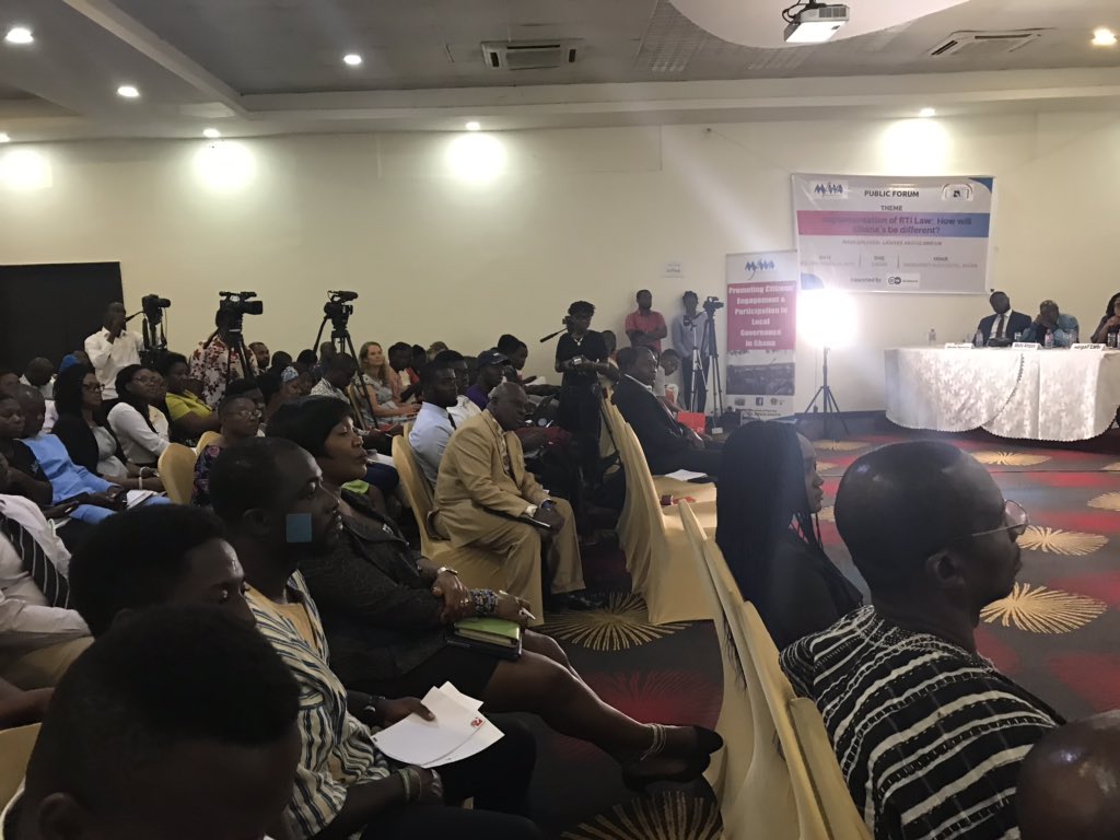 TheMFWA's tweet photo. Question time at the Public Forum on RTI Law— Audience are taking turns to ask questions. #RTILawGh #IDUAI2019 https://t.co/5MjqV6BNwN