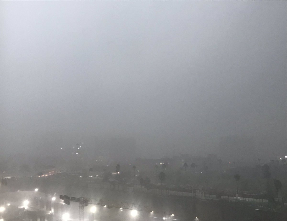 HiHyderabad's tweet image. 🌧️🌧️🌧️🌧️🌧️🌧️
It&apos;s Raining At 120mm Rain Rate Per Hour in #Hyderabad.

#ForHelp #Dial100 
#GHMC 040- 4111 1111 
#HyderabadRains #ZeroVisibility 
#StayIndoors #StaySafe 
@Director_EVDM @GHMCOnline
@HYDTP @CYBTRAFFIC RT 

📸: @Gunners_Forward