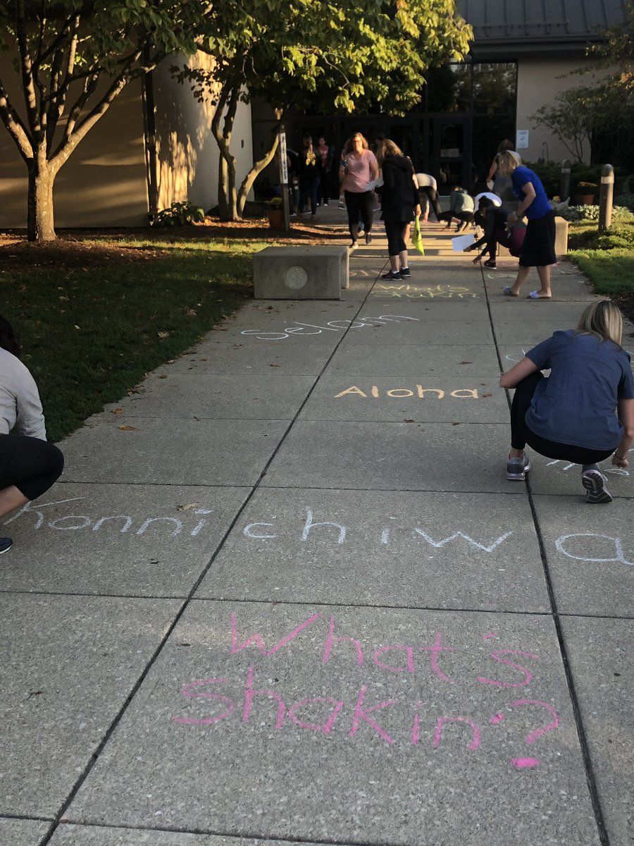 sceDCSD's tweet photo. Staff spent a few minutes on this beautiful morning making sure our students come in to school seeing a “Hello” that makes them smile 😊. #SCEStartwithHello #StartWithHello #OurSCEStory https://t.co/KU9UCl66WU