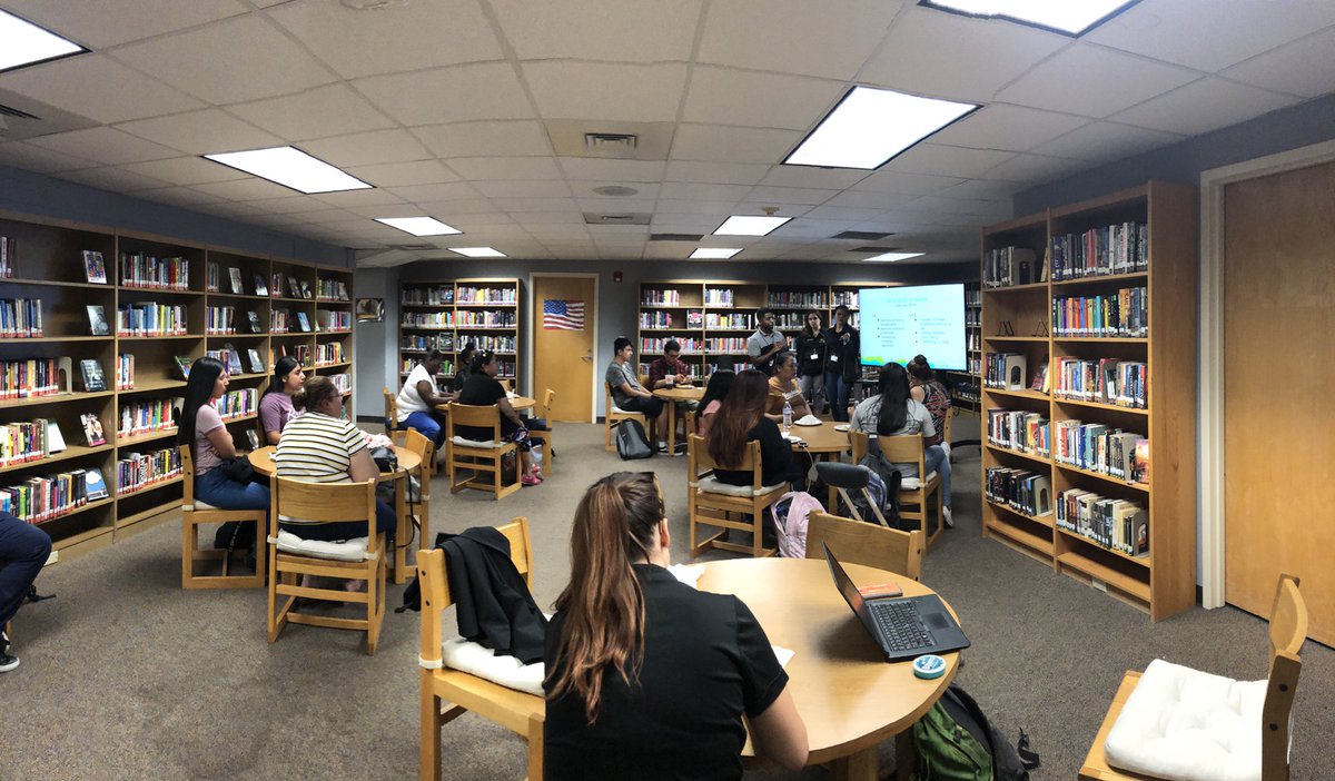 rebelreadyTR's tweet photo. @travisgocenter hosted our annual college access parent night in collaboration with @AdviseTXUT @ub_acc @collegeforward @ETSOffice @AustinISDAVID to educate our @TravisRebels senior parents about financial aid and summermelt #gocentergoplaces https://t.co/a3LUJ2tDKu