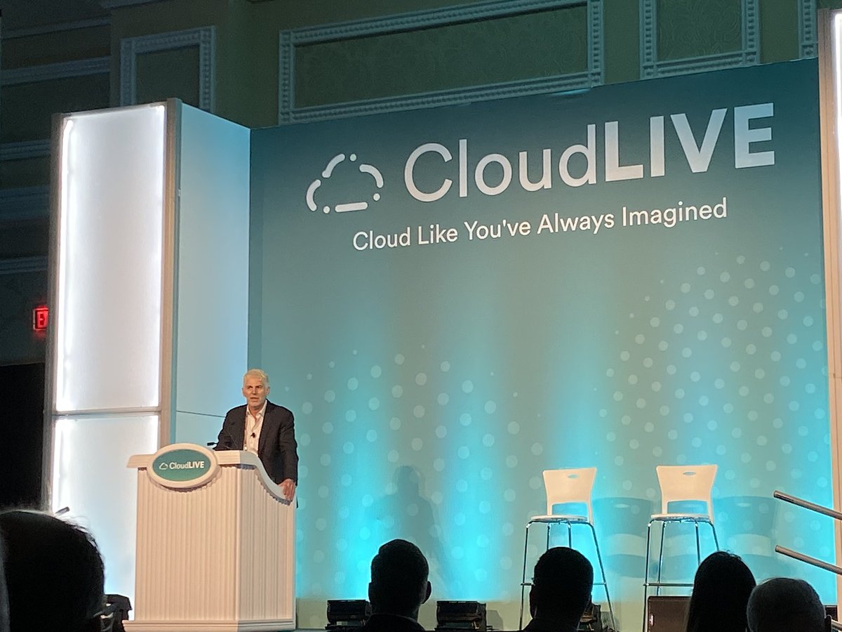 RachelDines's tweet photo. #CloudLIVE is kicking off now! So proud of the team for lining up an amazing lineup of content and speakers! 

This week we’ll hear from customers from Cisco, Zendesk, Harvard University, Yelp, Intuit, Robert Half, Cox Auto, Verizon, Segment, Turner Broadcasting, and more! https://t.co/Im8TLBdPIO