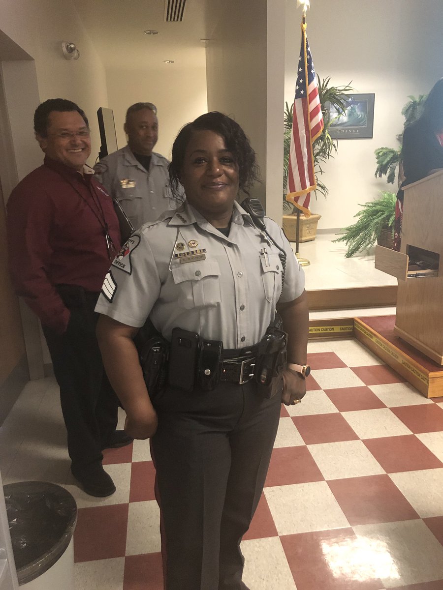 mellottahill1's tweet photo. Hands down this is my vote of Cumberland County’s Finest Sgt. Raynor - thank you for all you do! https://t.co/31ObGO48Wn