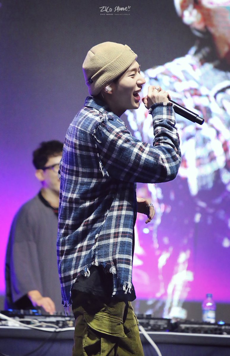 Zico_Square's tweet image. 우지호가 그냥 Fanxy다 ㅎㅎ

@ZICO92 

#지코 #우지호 #ZICO #울산대축제 
#THINKING