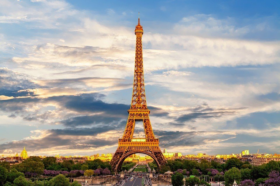 Famous Tourist Places To Visit In France
tutorialspoint.com/articles/top-1… 
#touristplaces #topplaces #famous #bestplaces