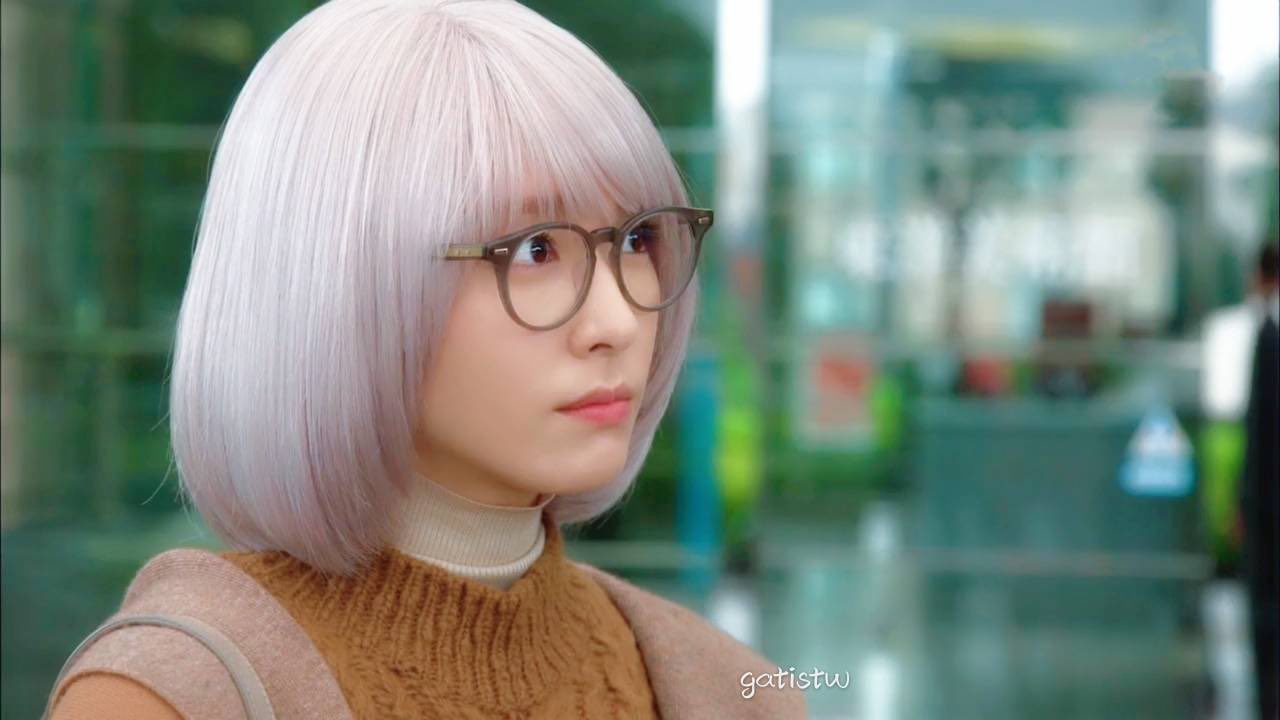 もなか على تويتر ガッキーのドラマの髪色 銀髪といえば今日子さん もなか على تويتر ガッキーのドラマの髪色 銀髪といえば今日子さん