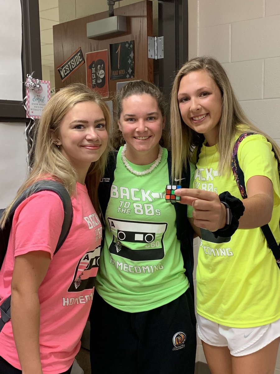 LWWestWarriors's tweet photo. The Class of 2021 has taken the early lead on the Rubik’s Cube Madness today! #LWWBackToThe80s #TotallyRad #ClassClash https://t.co/Z07cNKkzWu