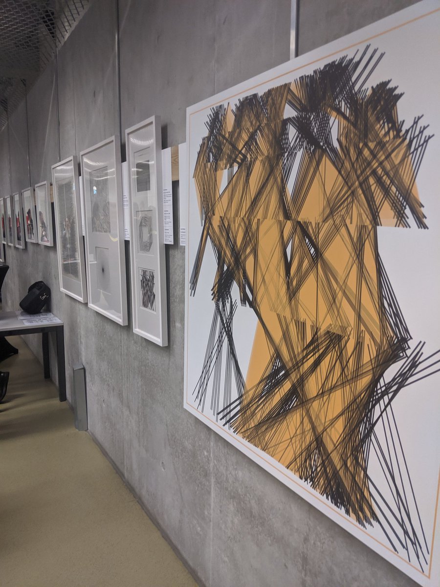 d4br4's tweet photo. Exhibition of generative art at #informatik2019 https://t.co/GgiWi9A0GM