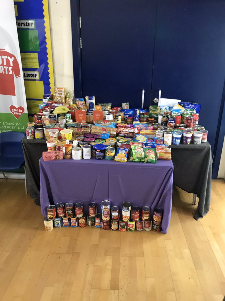 HouseBevan's tweet photo. It’s wonderful to be here at Swain House Primary School for another year to receive their generous harvest donations.  Your kindness is hugely appreciated by our patients. https://t.co/F66LVXhVvz