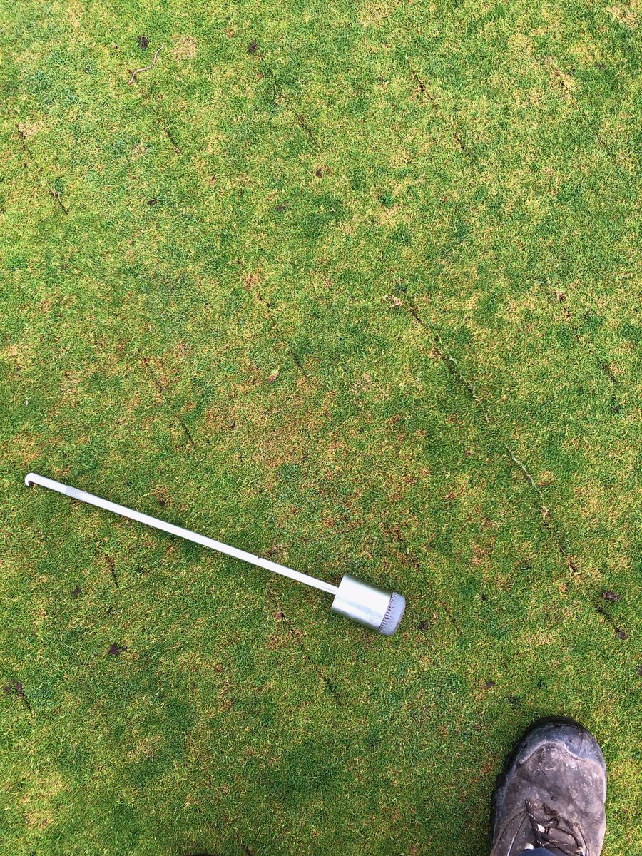 HeadlandAmenity's tweet photo. Head Greenkeeper in the Cheshire area. First time using 20-20-30 + Mantle tank mix but left one green untreated to compare difference untreated v treated - #STRIResearch2019 years of data & research. Developing & Improving effective tank mix of elicitors https://t.co/ItidaX1kmq
