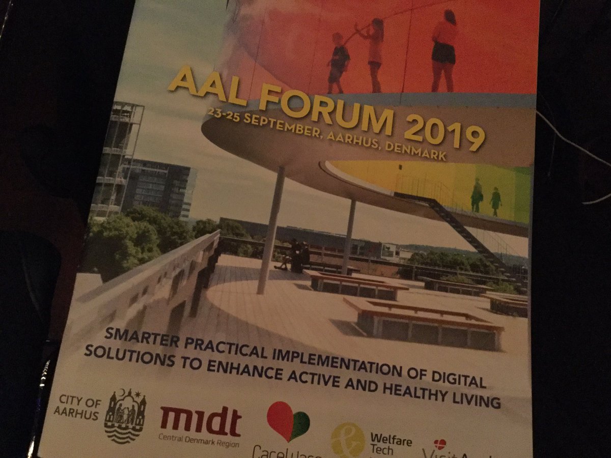 Ageing well in a digital world. Hvordan skaber vi som sundhedsvæsen de bedste forudsætninger for sund aldring i en digital verden? Det er temaet på årets AAL Forum i Århus. Her får Region Sjælland i dag tre stjerner som anerkendelse fra EU Kommissionen. Tillykke til os alle👍.