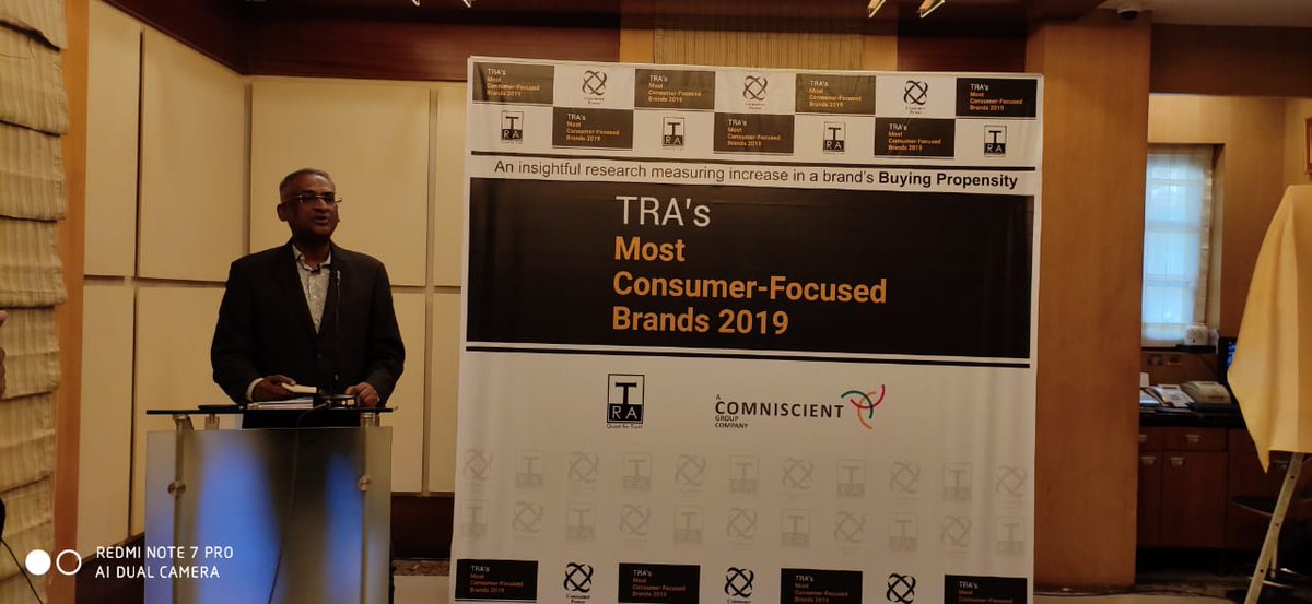 TRA_Research's tweet image. Chandramouli Nilakantan launching TRA's Most Consumer-Focused Brand Report 2019 in Mumbai.

#CFB2019 #ConsumerFocus #ConsumerConnect #MumbaiLaunch #BuyingPropensity #TRA #QuestforTruth