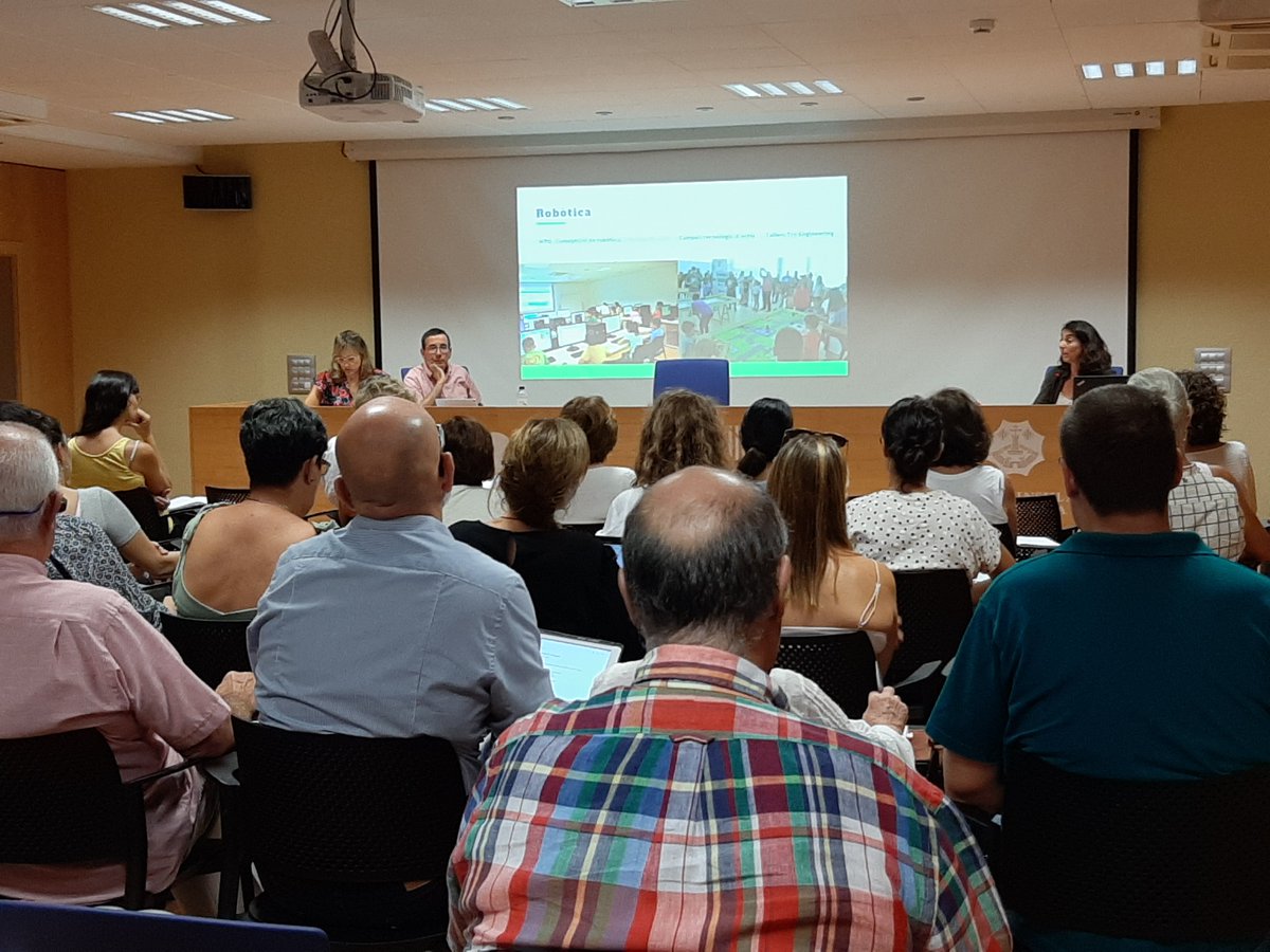 Avui al #CentreBitMenorca hem fet una presentació als centre educatius públics de Menorca sobre el pla d'actuació de la @FundacioBit  entorn al Foment de vocacions tecnològiques pels joves estudiants @Dr_TIC