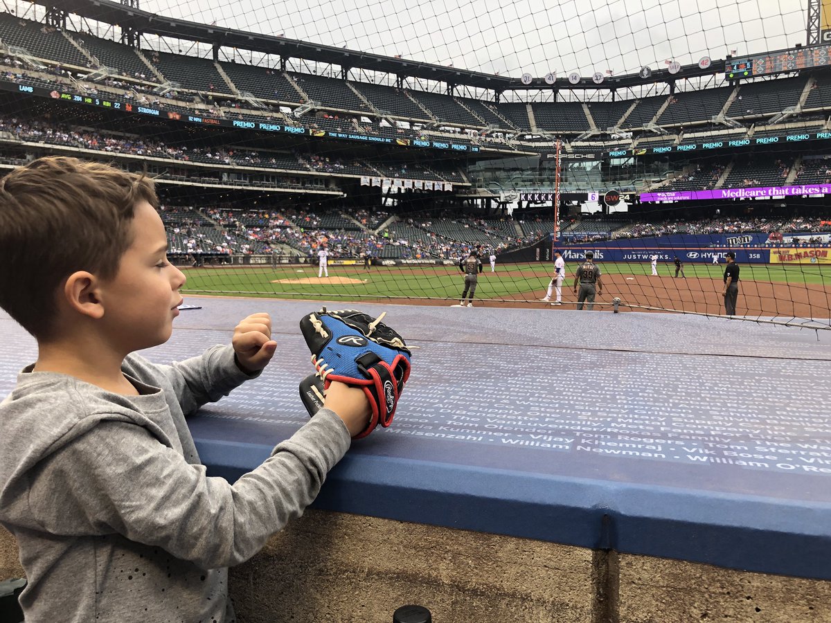ChupacabrasGM's tweet photo. Soooooo apparently the honest approach was not good enough for Gabeβs teacher. Wrote a note saying Gabe earned a game of his choice. He wanted to see the @MStrooo6 show. So I took him to the September 19 @Mets game. I got lectured via email lol. #StroShow #MetsWon #6Homers #LGM https://t.co/onhfLUL6IE