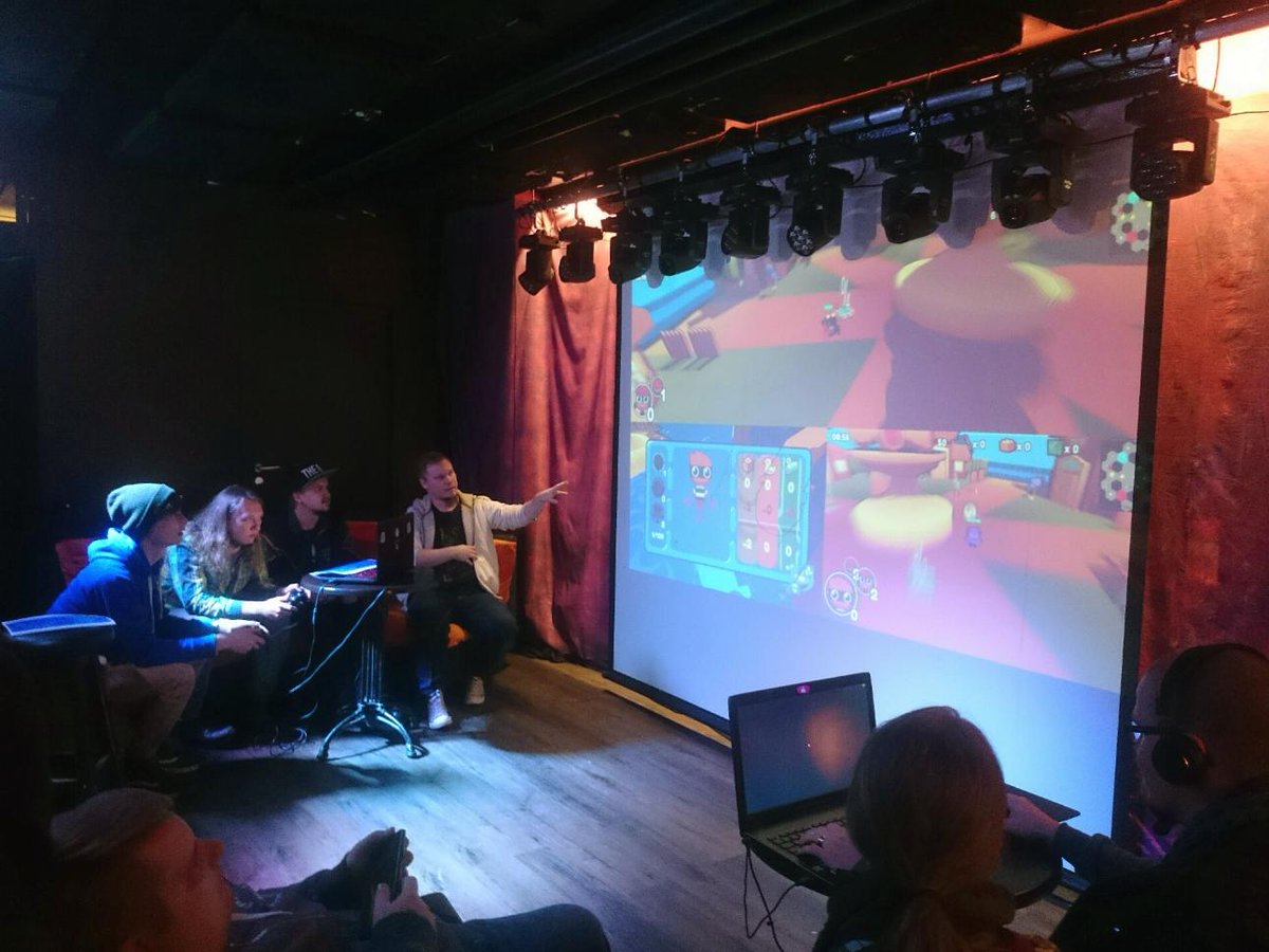 ToyThieves's tweet photo. We got to show off #ToyThieves in IGDA Kajaani last night! People had fun and we got a lot of important feedback, win-win situation 😎

#IGDA #IGDAKajaani #gamedev https://t.co/qTNXDSOCJe