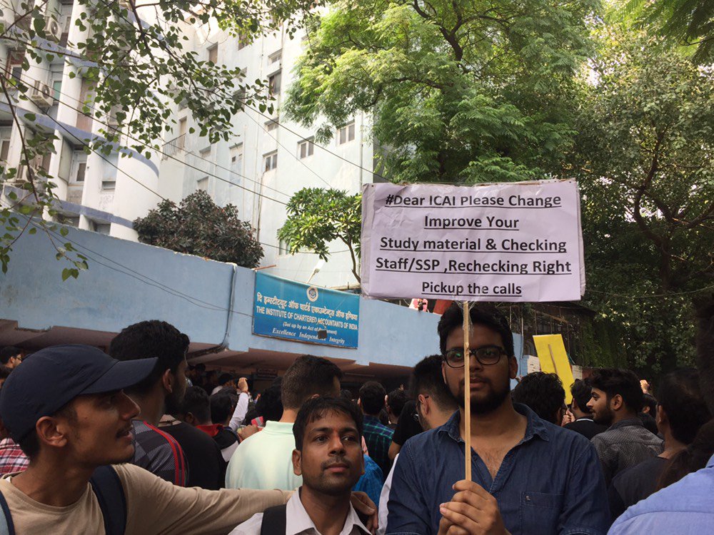 SirJadeja's tweet image. 12 lakh CA students across India are fighting for a basic right to re-evaluate their answer sheets after multiple incidents of incorrect results. 

Majority of institutes have given that right to the students then why is @theicai so scared? 

#dearicaiplschange #DearICAIAmend39_4