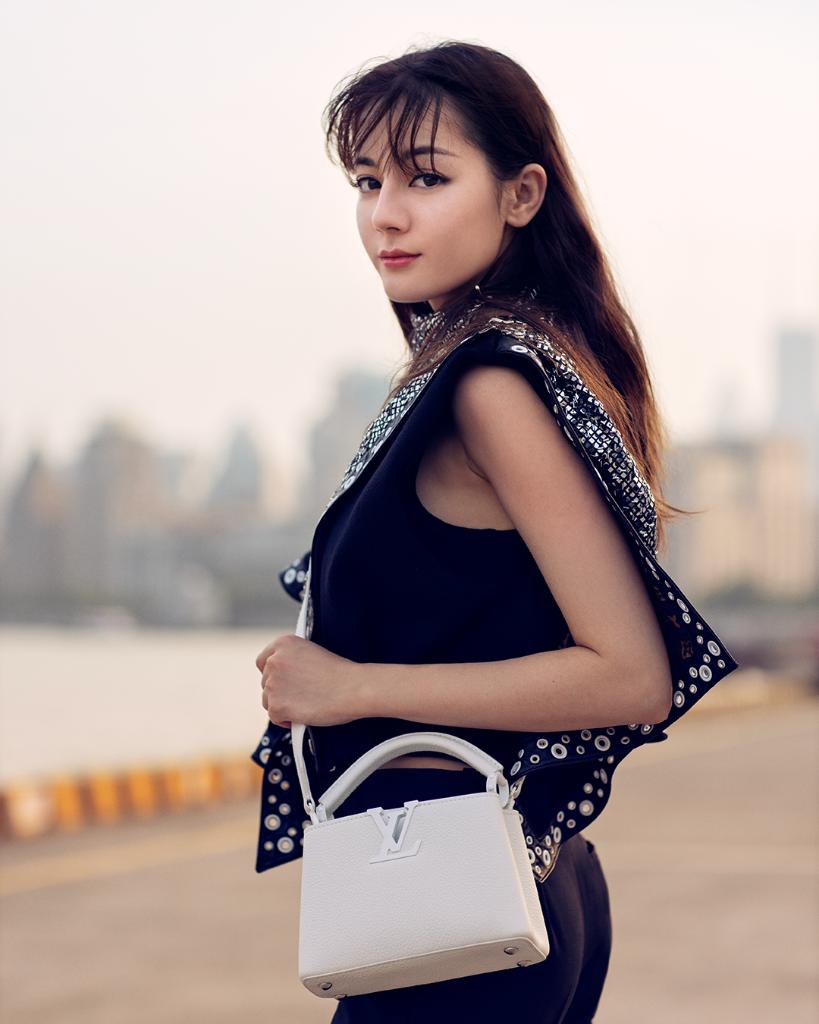 Louis Vuitton on X: #DilrabaDilmurat and the Capucines. The  Shanghai-native wears the iconic #LouisVuitton bag in chic white Taurillon  leather. Explore the latest Capucines bags at    / X