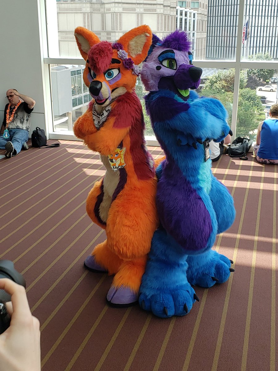 TytoPhoenix's tweet photo. #Anthrocon2019 throwback because I want to go back! Next year seems so far away 😭 always with the love if my life @OceanaShepherd https://t.co/mOQZqmkkMN
