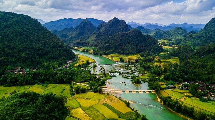 GuideHanoi's tweet photo. Cao Bang, Vietnam
https://t.co/n9AnEntJkJ https://t.co/6W7gXtgeH6