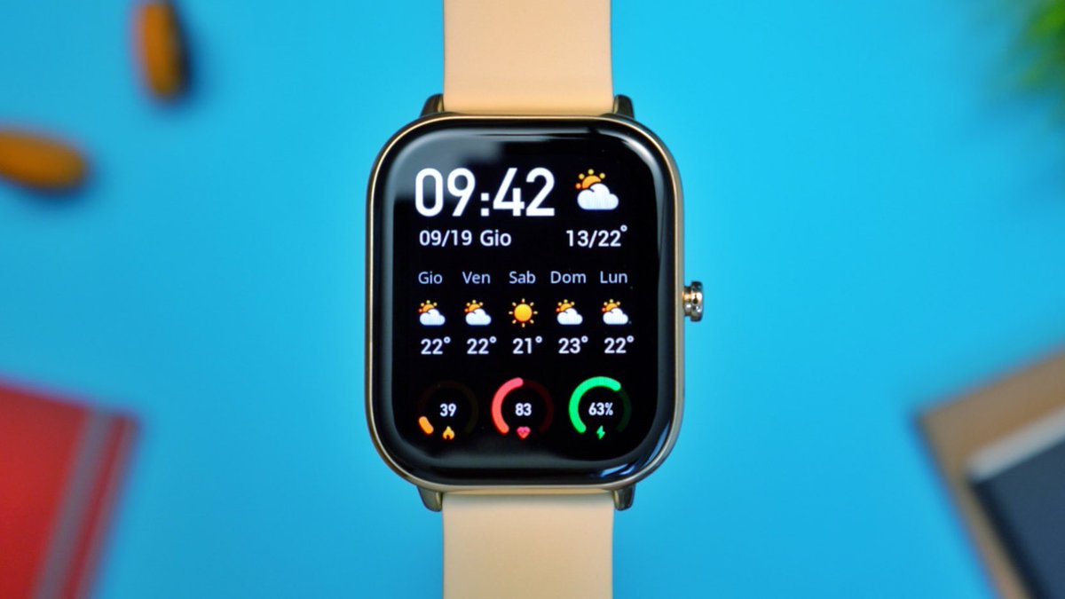 Tokyo1377's tweet photo. Un Apple Watch da 129€ - Amazfit GTS https://t.co/6kBFS25Dj5 https://t.co/YgspYowWZw
