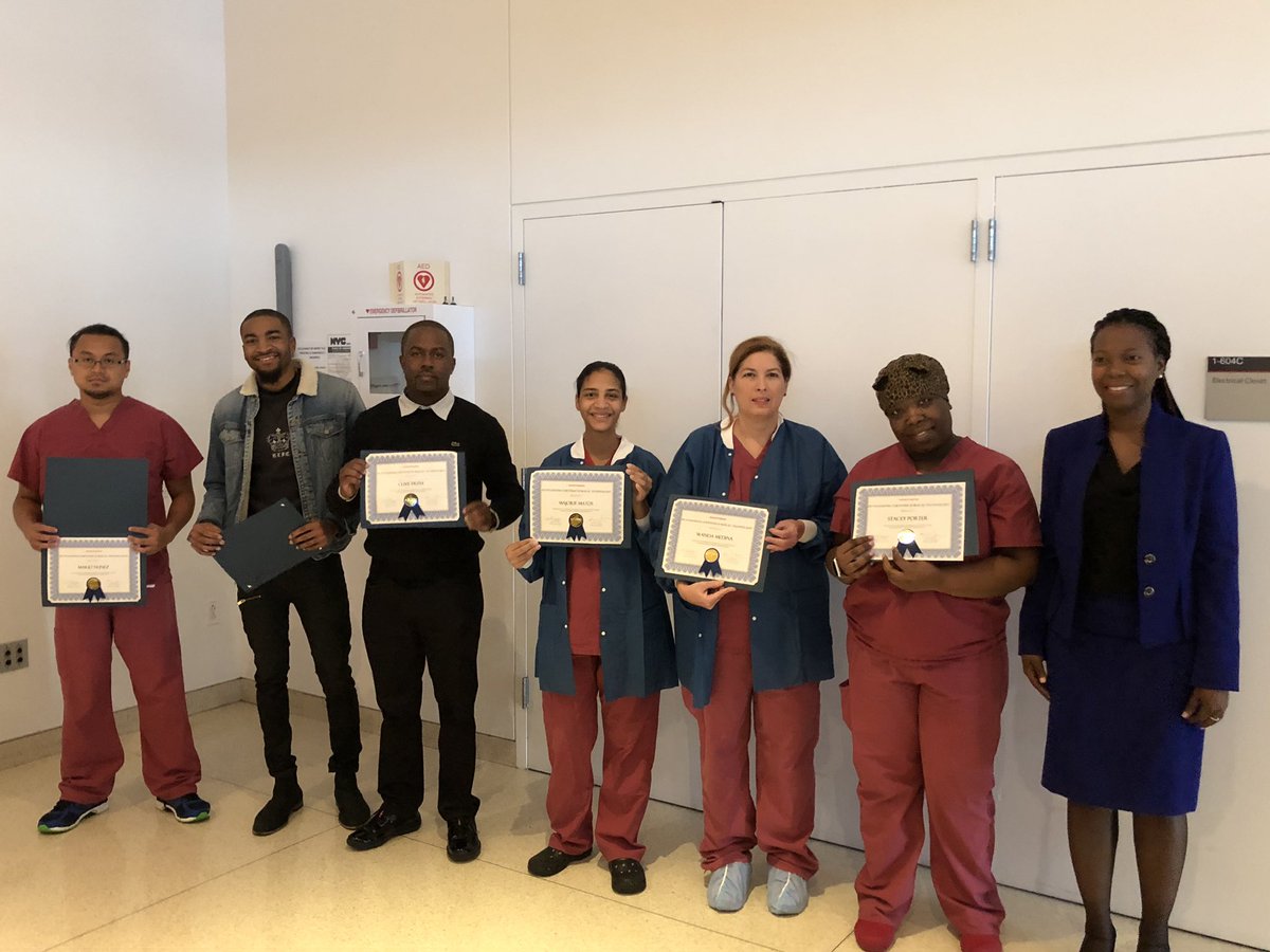 KerriHensler's tweet image. #WaybackWednesday to last week’s Sugrical Technologist ceremony! Incredible day of sharing journeys, physician collboration and celebrating employees of the month! Special thanks to Pat &amp;amp; R3 committee! @lystra_m @Mary_Cassai #transformationalleaders #collaboration #teamwork