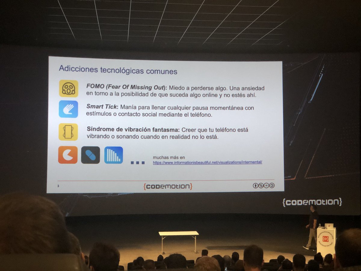 alberto_deavila's tweet photo. Hablemos de adicciones! Ruben G Salvador nos viene a hablar de cómo se crean aplicaciones adictivas #CodemotionMadrid2019 https://t.co/mqWSpSAhyp