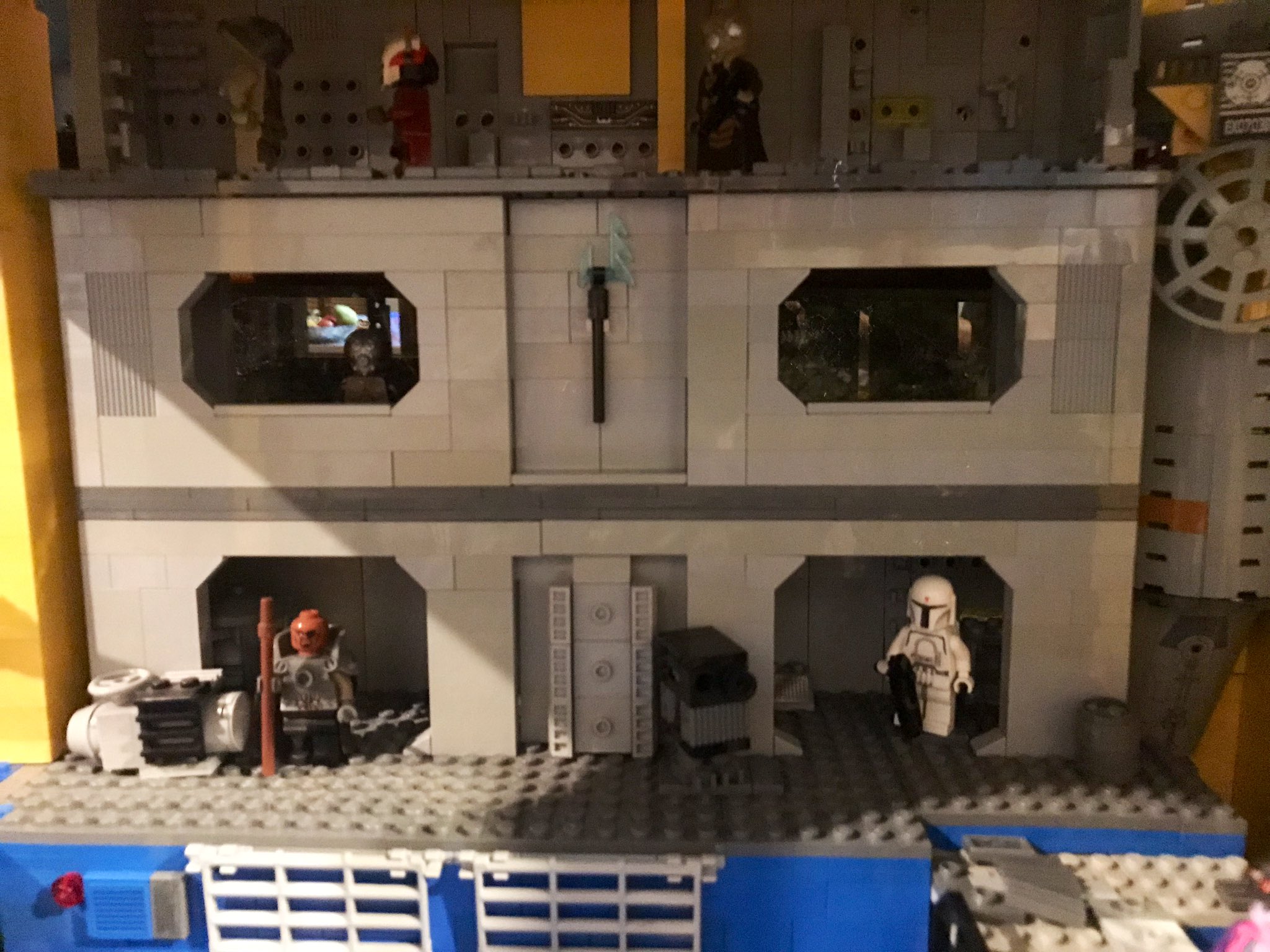 Lego star wars prison sale