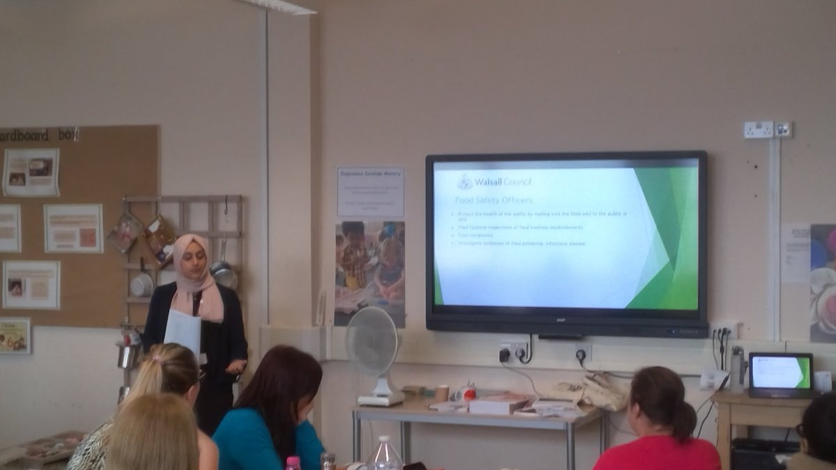 HealthyWalsall's tweet photo. Great to have @EHWalsall food safety officers at our @eBug_UK  training today. They are providing an insight into their role, food poisoning and the importance of kitchen hygiene #IPCWalsall #Proudtobewalsall https://t.co/aDbAThxCv0