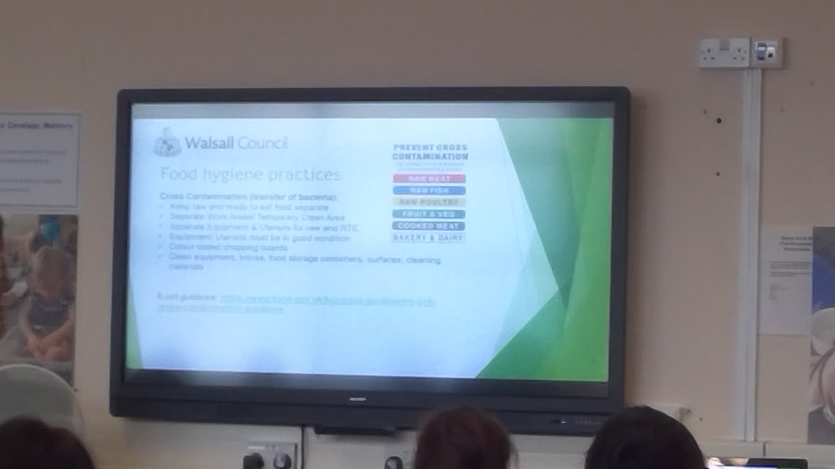 HealthyWalsall's tweet photo. Our @EHWalsall food safety officers are updating our attendees about the correct way to store food in fridges, food hygiene practices and what can go wrong if we don't follow the advice! All of this information will be included in our @eBug_UK  roll out in #Walsall #IPCWalsall https://t.co/TrH3rwfG13
