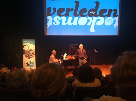 Debbie Maas tweet media