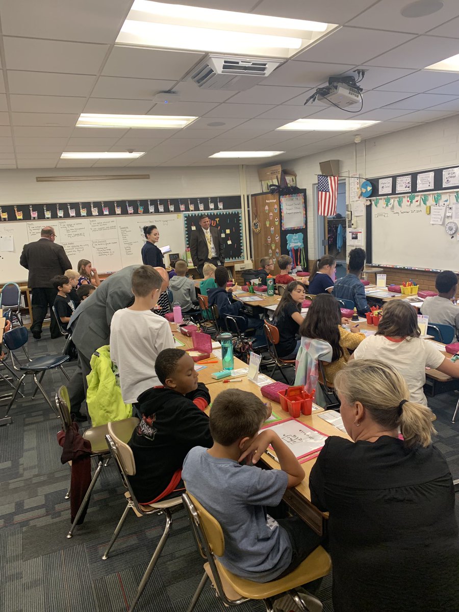 Great things happening with CMI Math in Ms Phillips class at Hill Field Elementary in Davis School District #teachindavis