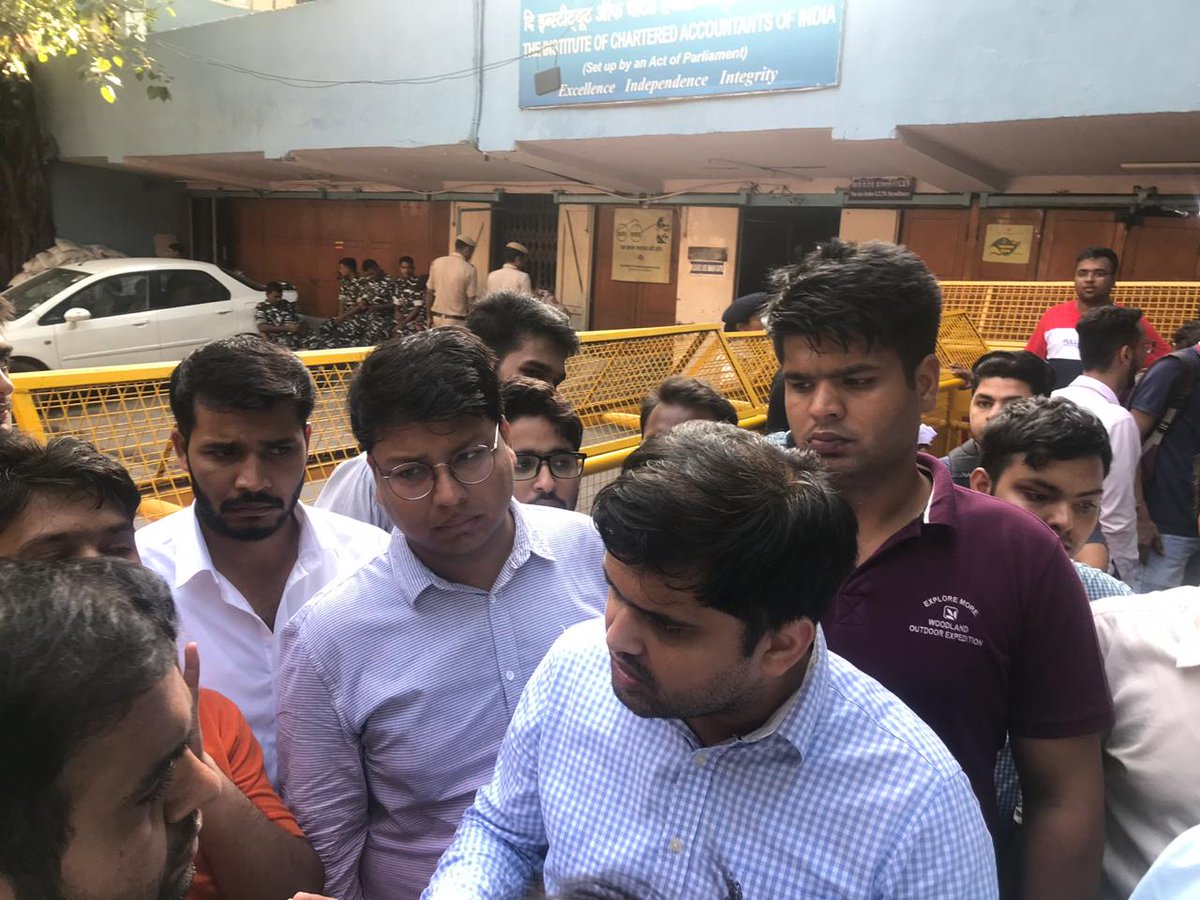 Neerajkundan's tweet photo. I joined protesting CA Students today who are seeking audit of their answer sheets. NSUI extends full support to the protesters' rights to get their papers re-evaluated. Youth need fair &amp; transparent exams to take the country forward
#dearicaiplschange #dearicaiammend39_4 https://t.co/jlkzSN2AqE