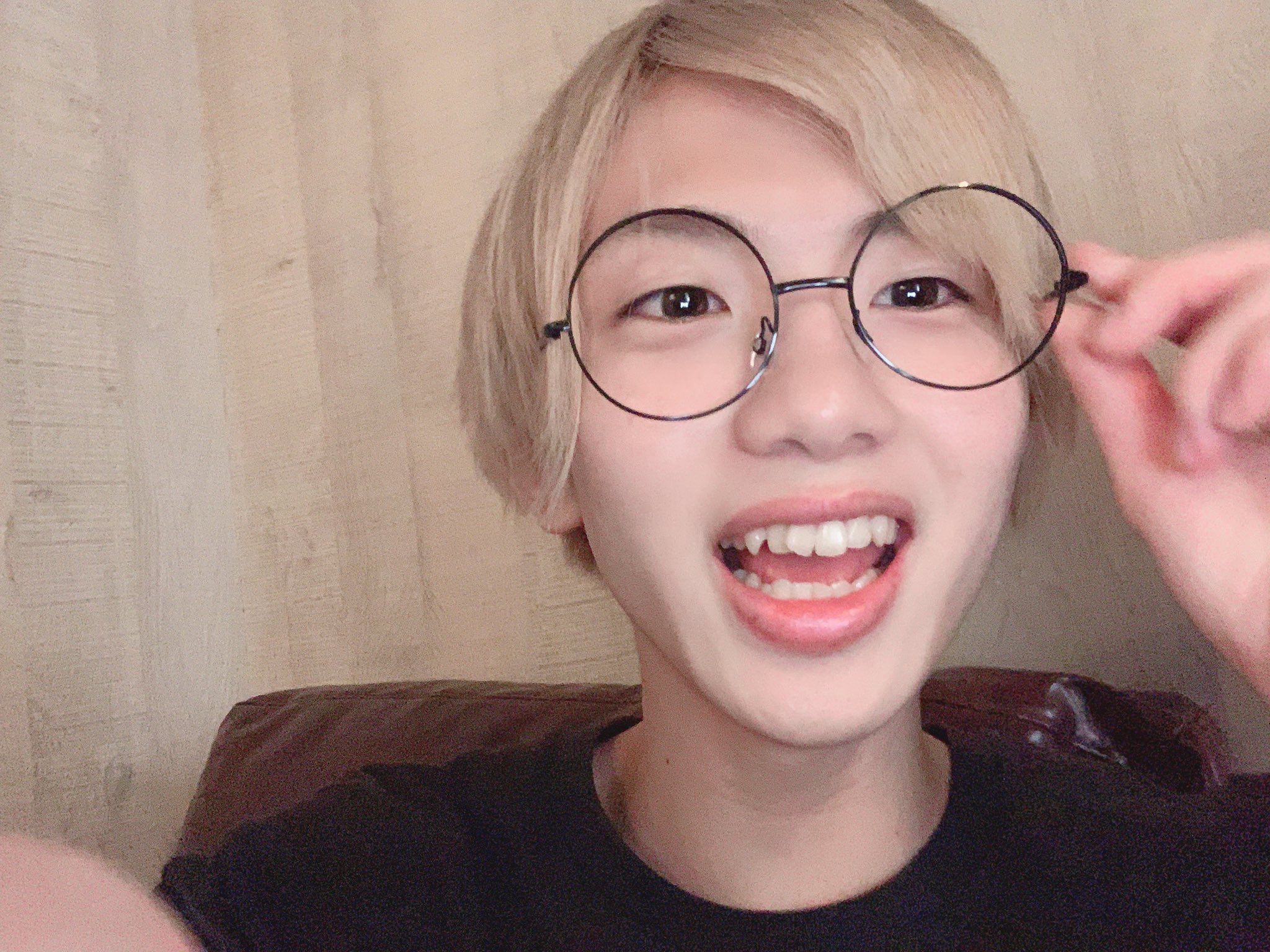 べりたん Youtuber メガネ男子は好きですか お洒落メガネだけど なんかオタク感増すwwwww 推しますとか 好きとか言ってくれる人増えてきて幸せに溢れてます 応援してくれてる子大好きだから べりたんのこと好きって人と両想いだ T べりたん Youtuber メガネ男子は好きですか お洒落メガネだけど なんかオタク感増すwwwww 推しますとか 好きとか言ってくれる人増えてきて幸せに溢れてます 応援してくれてる子大好きだから べりたんのこと好きって人と両想いだ T