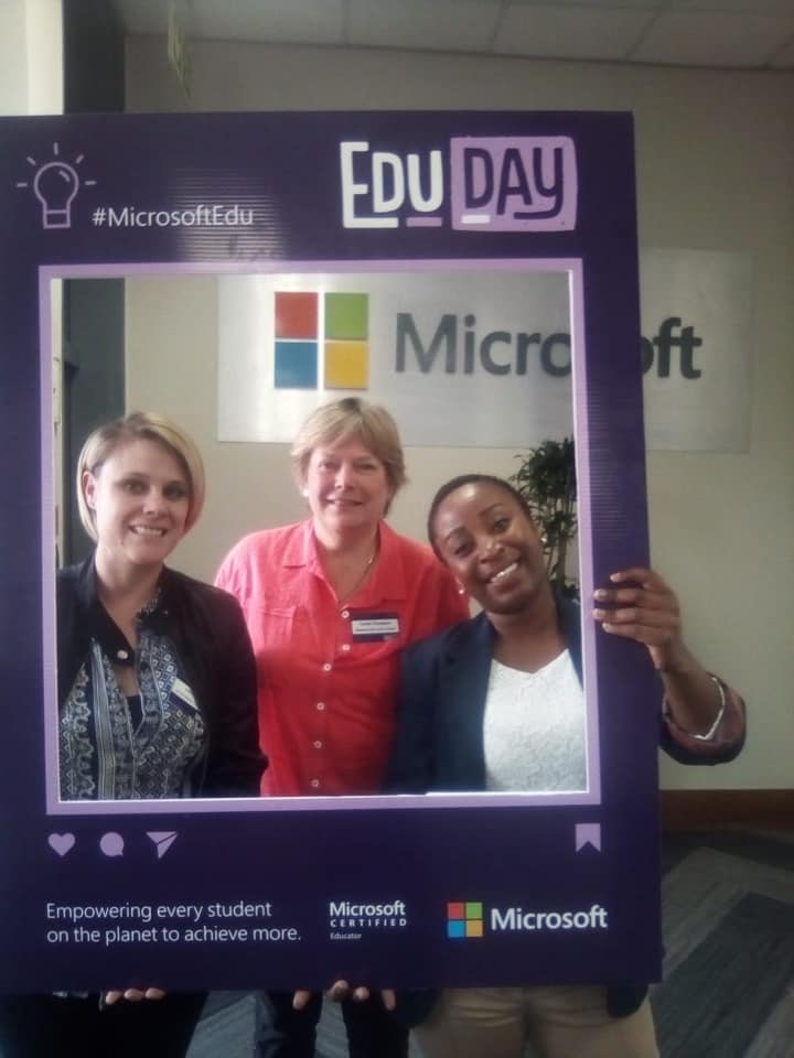 Masterskill is proctoring Microsoft exams at the Microsoft office in Bryanston. 

Shout out to our awesome team!

#Microsoftedu @MicrosoftSA