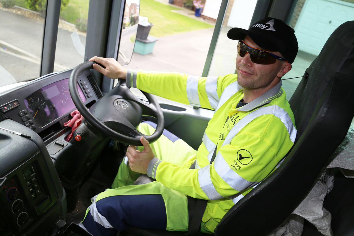 AmeyLtd's tweet photo. Julie Davies, our Fleet &amp; Plant Compliance Manager is sharing our experience of being a Highways England Driving for Better Business Champion at a public sector event in Exeter today https://t.co/yDPzLXCQNv #DfBB #safety #driving #HE https://t.co/5zBUWZZODj