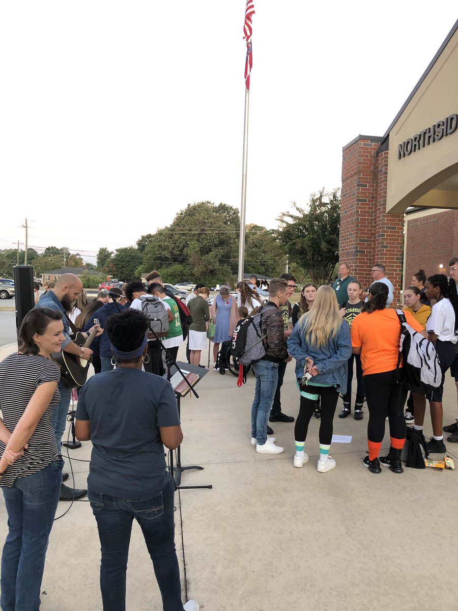See You at the Pole 2019!!! Thank you to Brooke, Conner, and Charity for leading worship and prayer for sour students and community! Praise GOD for what he’s doing at Northside!!!