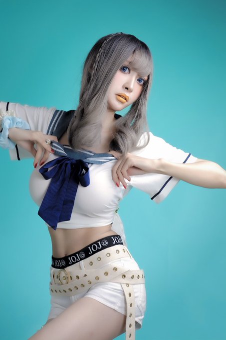 Twitterのコスプレ画像16