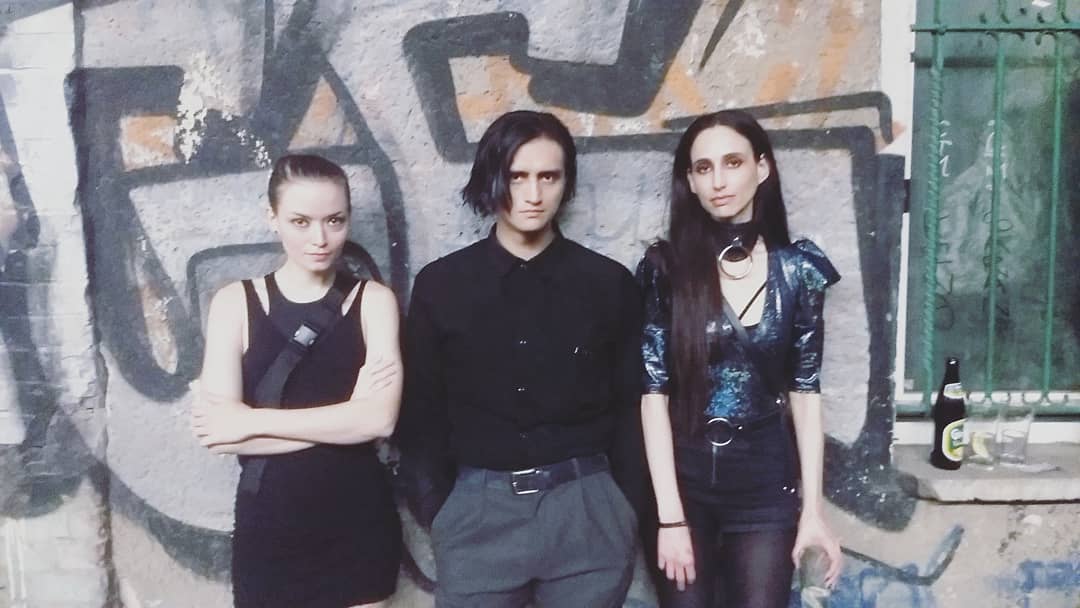 IndypendientesM's tweet photo. Angel Kauff desde Méjico D.F.  este Sábado en Madrid. 
Entradas : https://t.co/ngZE1Fcav8 
#darkwave #postpunk #synthwave  
Sus Proyectos musicales  #Frioyvacio #Stockhaussen #Isotropía 
@elenac https://t.co/waruMMM0uO