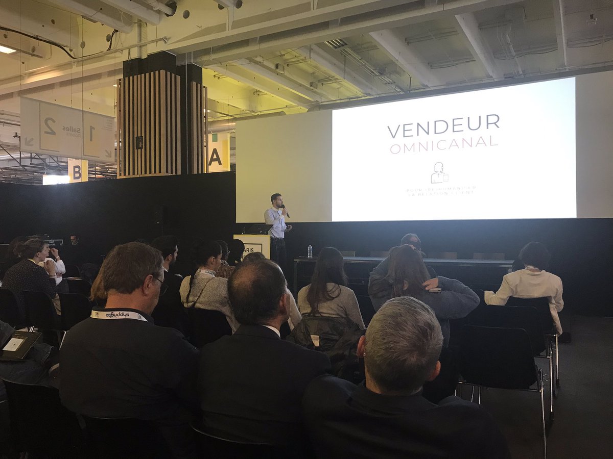 Octave_biz's tweet photo. La conférence #ParisRetailWeek @Octave_biz sur le vendeur #omnicanal commence maintenant! https://t.co/IdmRM02jLs